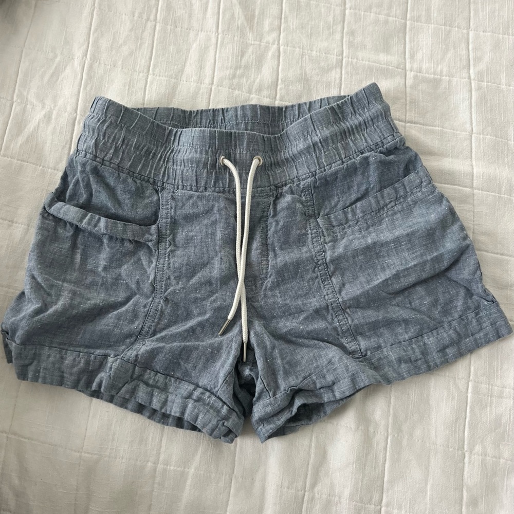 Athleta Cabo linen shorts
